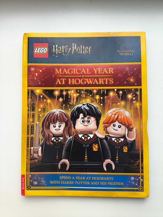 LEGO Harry Potter: Magical Year at Hogwarts. На англійській мові