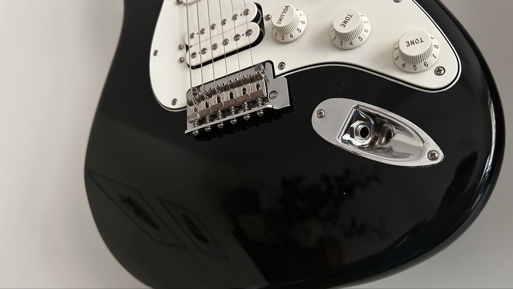 Fender Player Stratocaster HSS Black