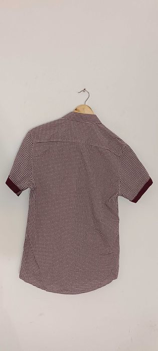 Casualowa koszula w kratkę z krótkim rękawem M (medium)
