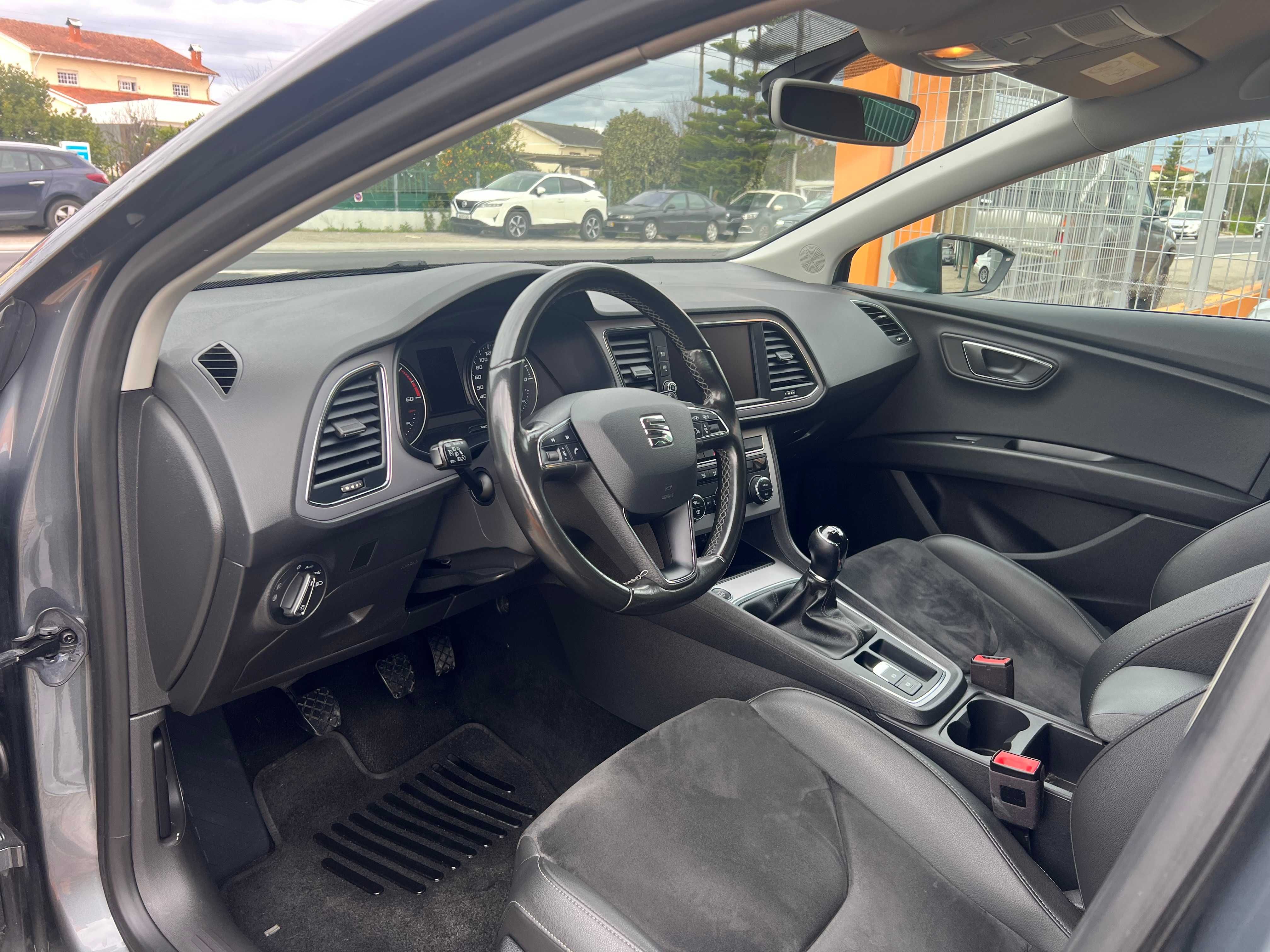 Seat Leon 1.6 TDI FR S/S (NACIONAL)