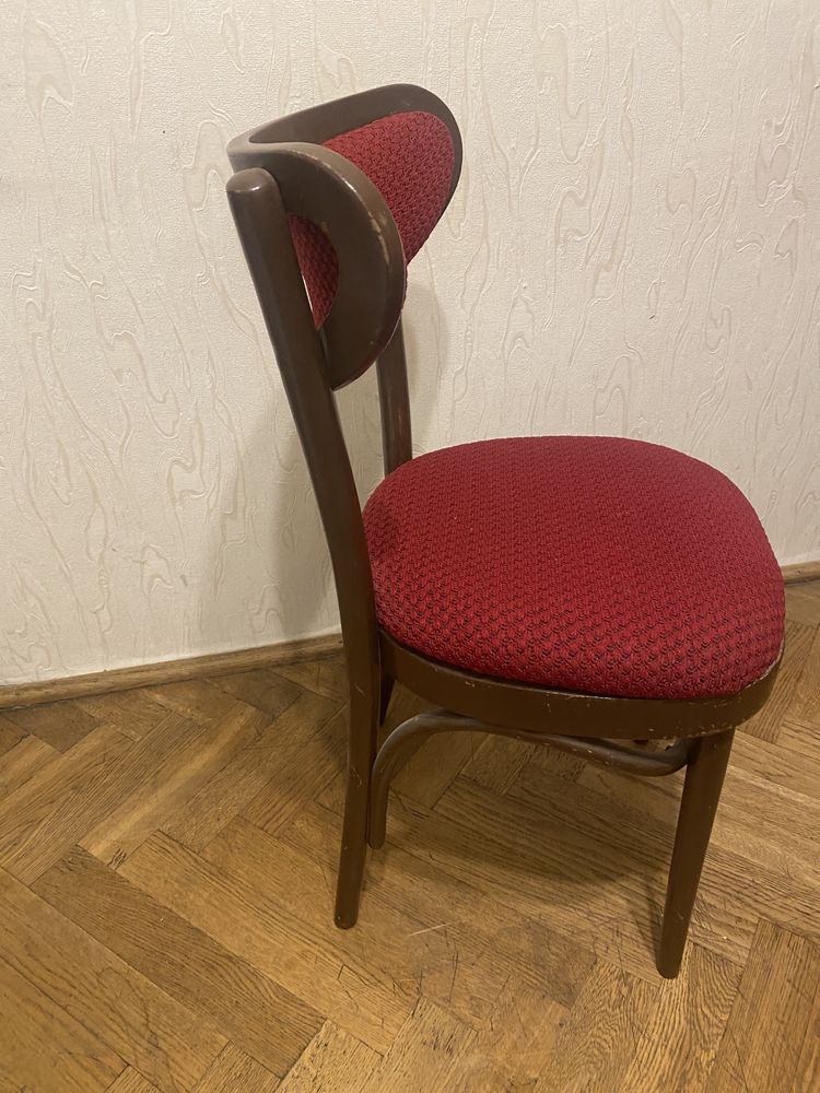 Krzesła drewniane PRL solidne