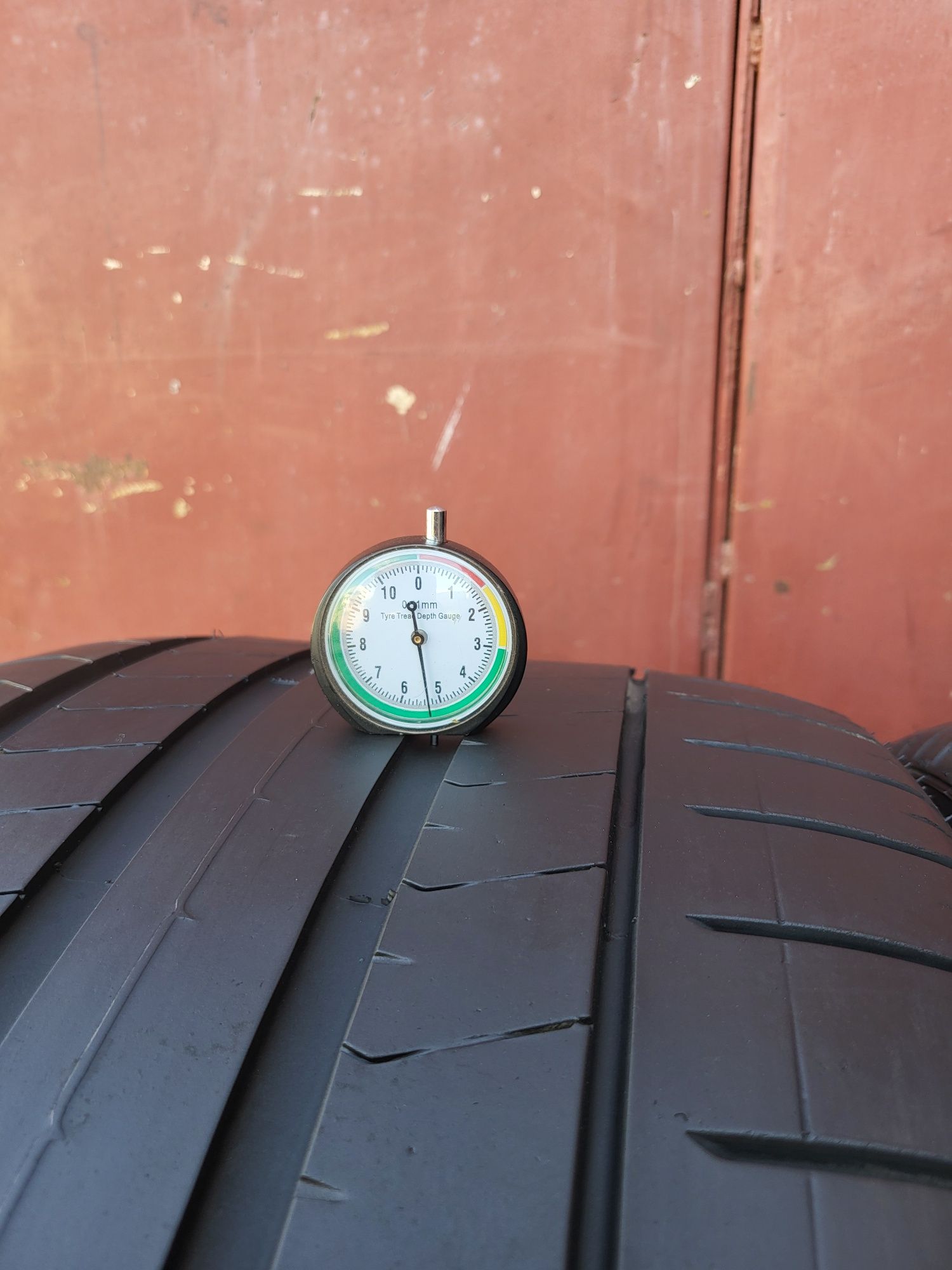325/35/22 R22 Pirelli P ZERO PZ4 MO 2шт ціна за 1шт літо шини