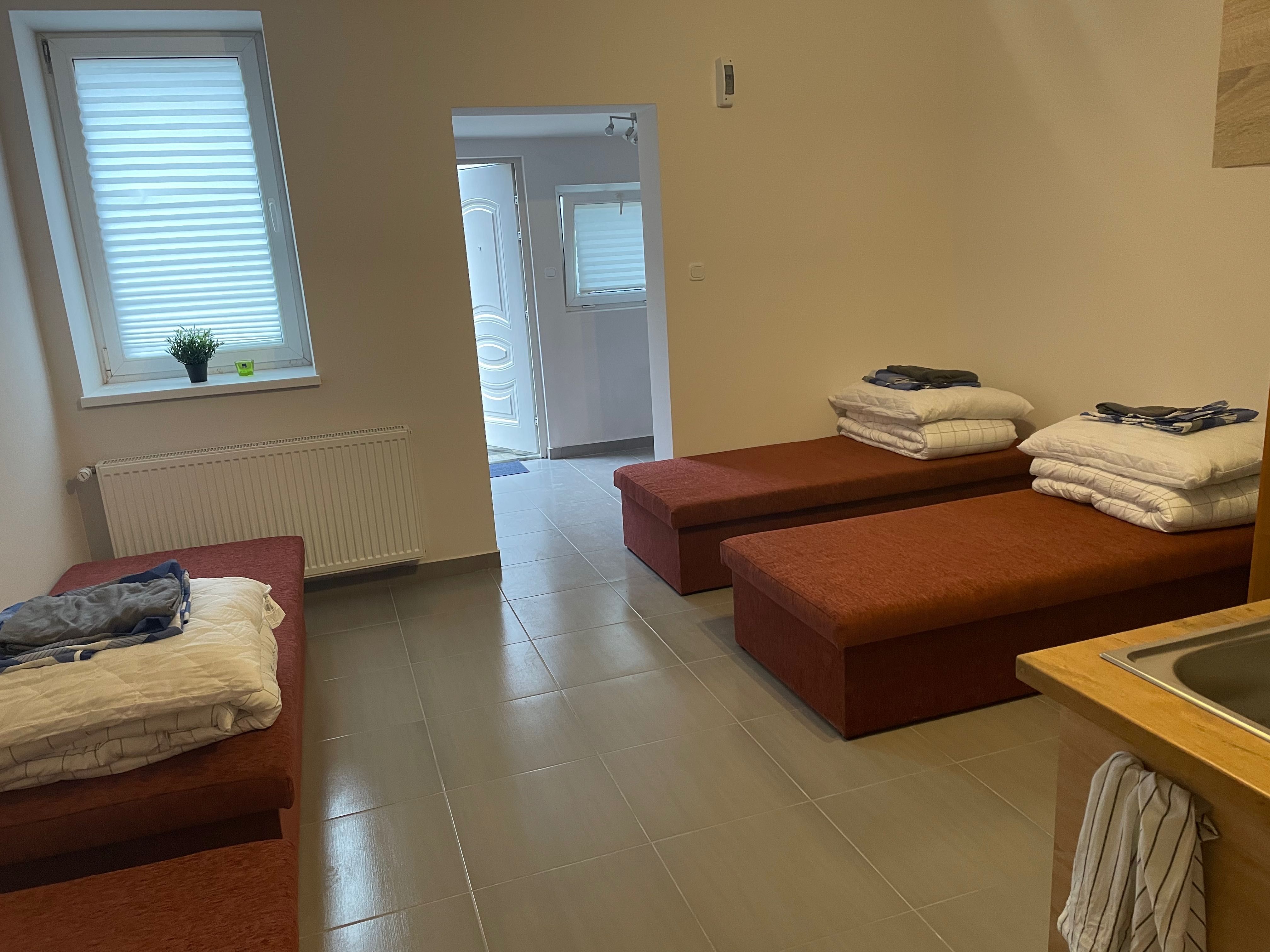 Hostel, Mieszkania wysoki standard-Rosanów ,Zgierz, Dąbrówka,Leśmierz