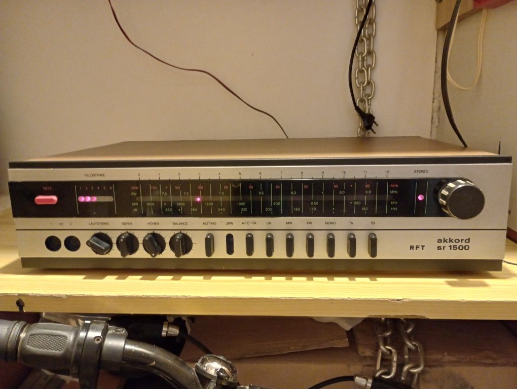 Amplituner stereo RFT SR 1500 Akkord vintage  bardzo ładny tanio.