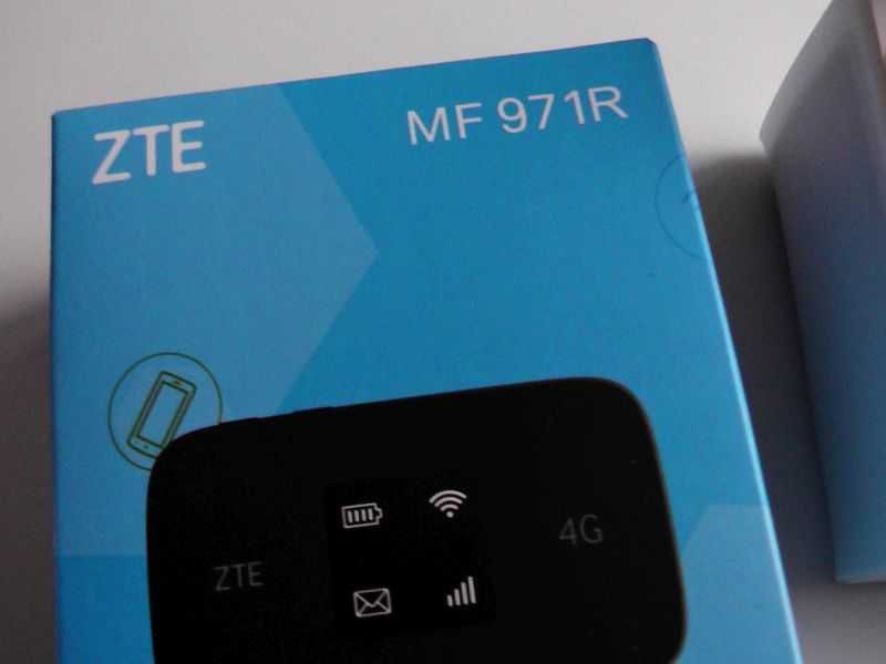 Router mobilny ZTE MF 971R z pudełkiem