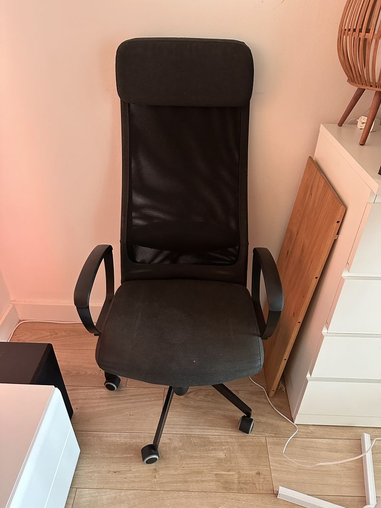 Krzesło biurowe ikea w pelni sprawne