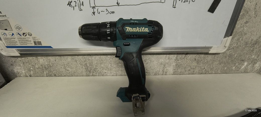 Wkrętarka Makita HP333D 12v wersja z udarem używana sprawna
