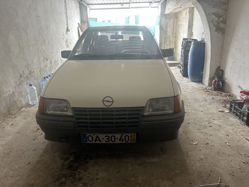 Opel kadett 1.3 s