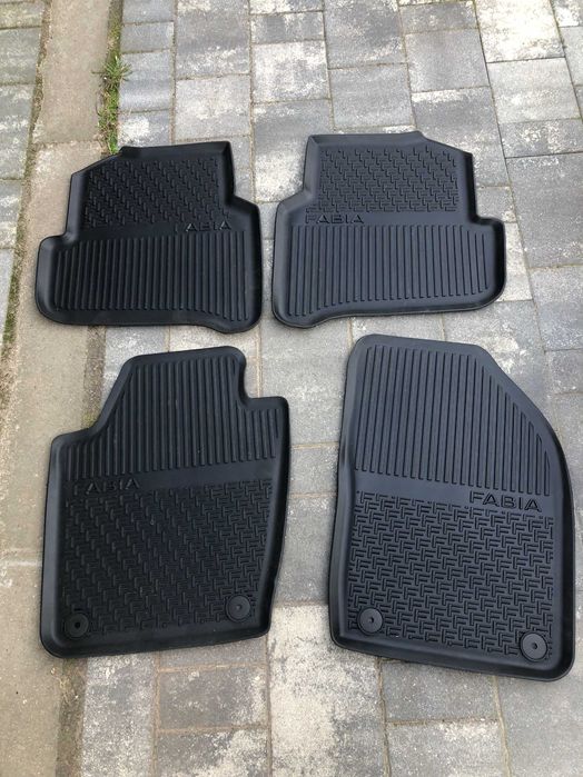 dywaniki aud A1,A6,A7,skoda Karoq,Scala octavia 3,fabia III ibiza 5