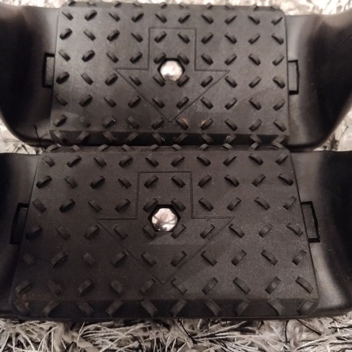 Rezerwacja Strzemiona Composti Reflex Czarne