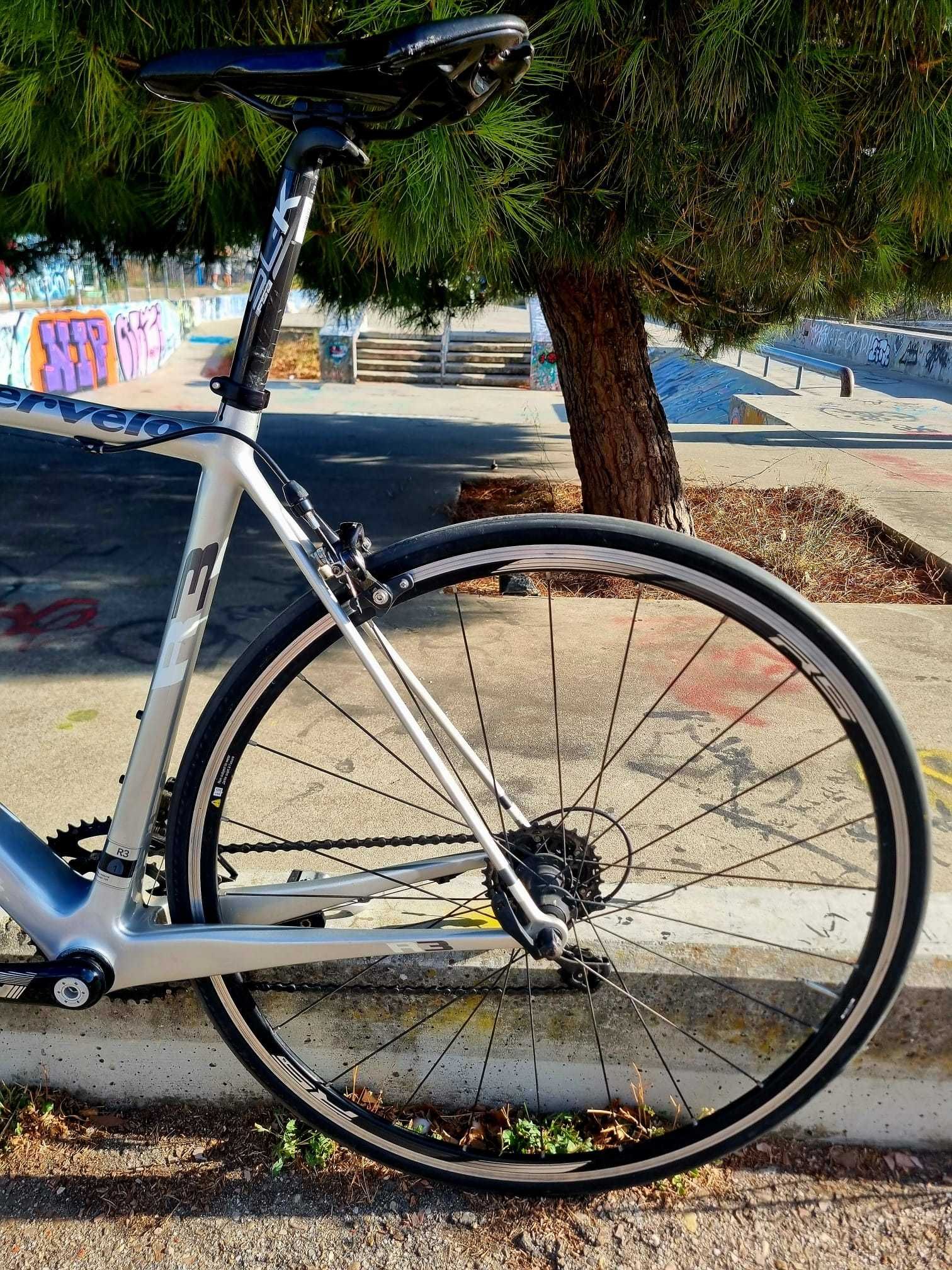 Bicicleta de estrada Cervelo R3 tamanho 54 (M)
