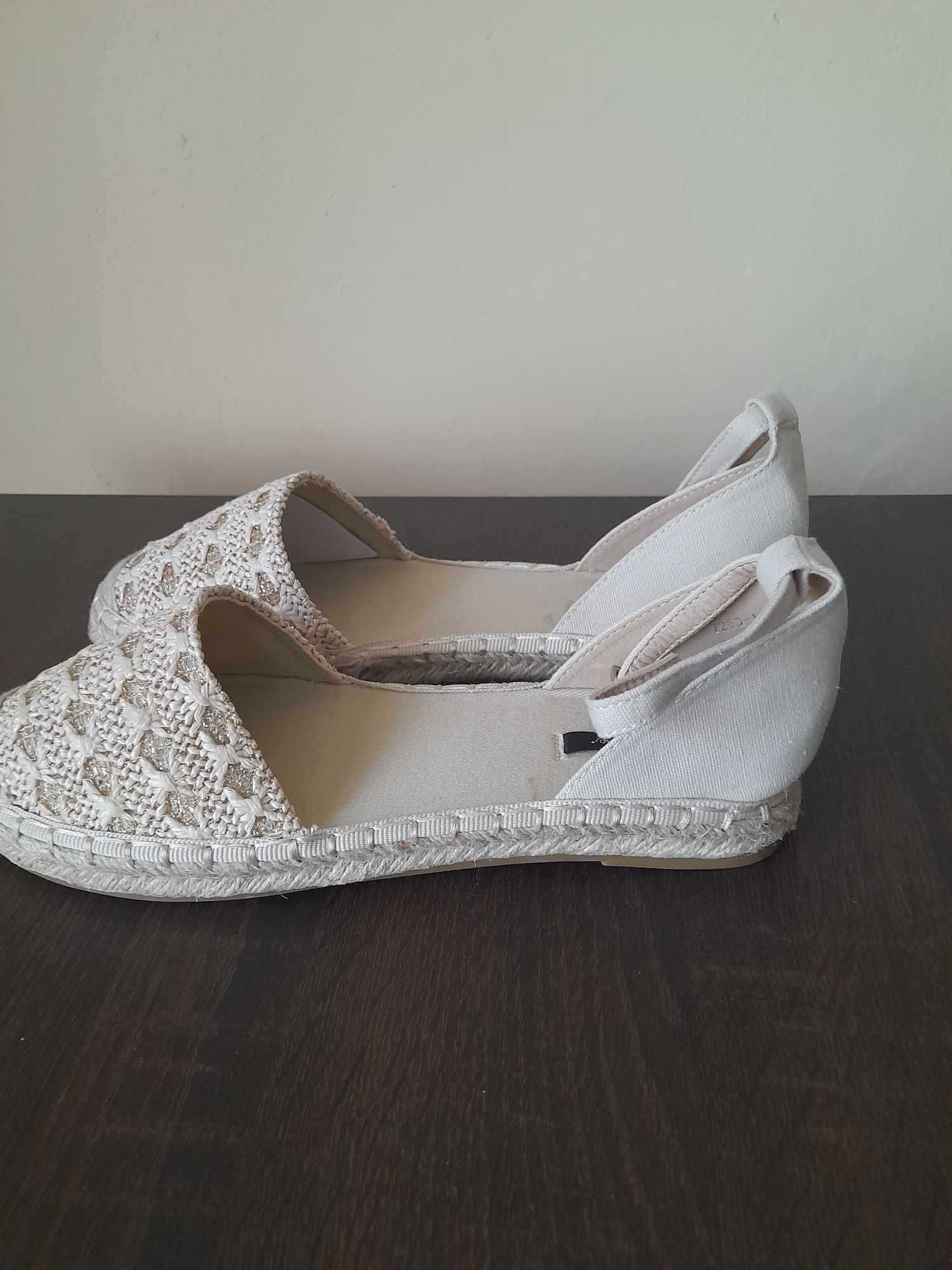 espadryle  jasny  beż  Lilly  Rose  rozmiar  38/37