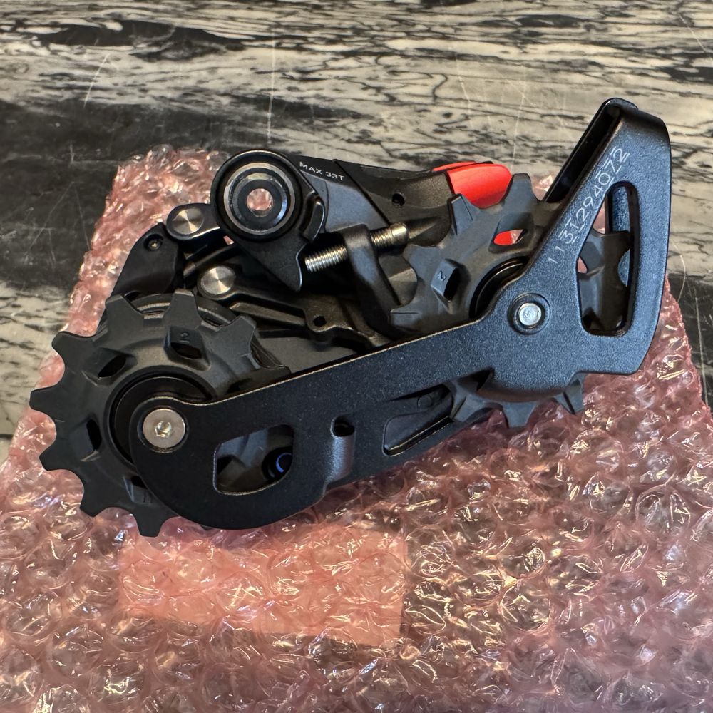Nowa tylna przerzutka SRAM Force AXS 12s