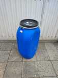 Beczki 120 L plastikowe