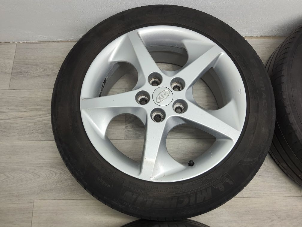 Диски р17 5/114,3 Kia,Hyundai,Mitsubishi,Mazda з гумою Michelin 215/55