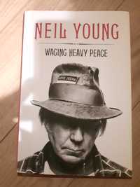 Neil Young - Waging Heavy Peace (autobiografia)