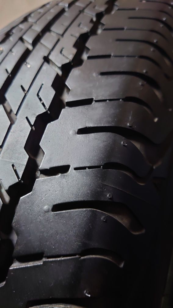 Летние ( всесезонные ) шины Dunlop Grandtrek AT20 195/80 r15 комплект