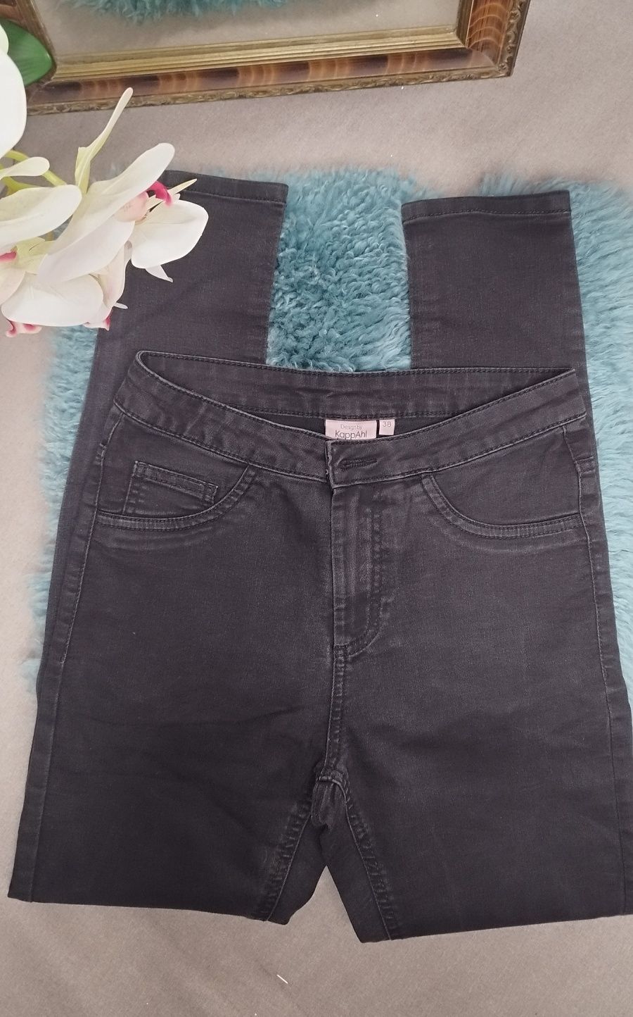 Spodnie jeansowe damskie czarne rozmiar M