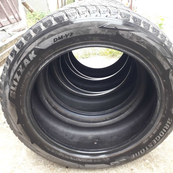 зимняя резина bridgestone blizzak dm v2 225 55 r 18