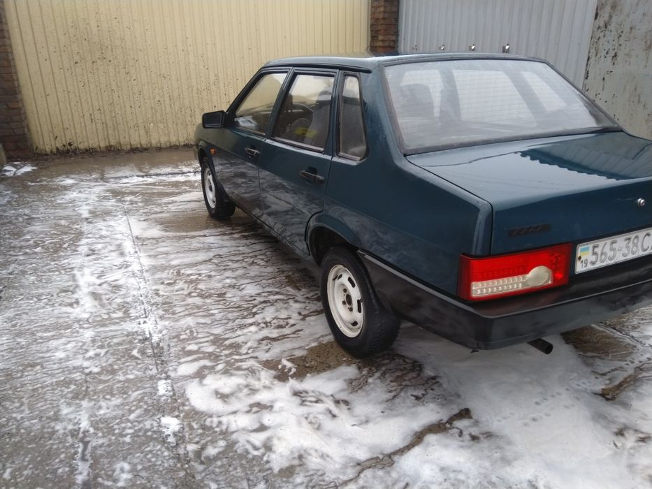 Ваз 2199 на повному ходу