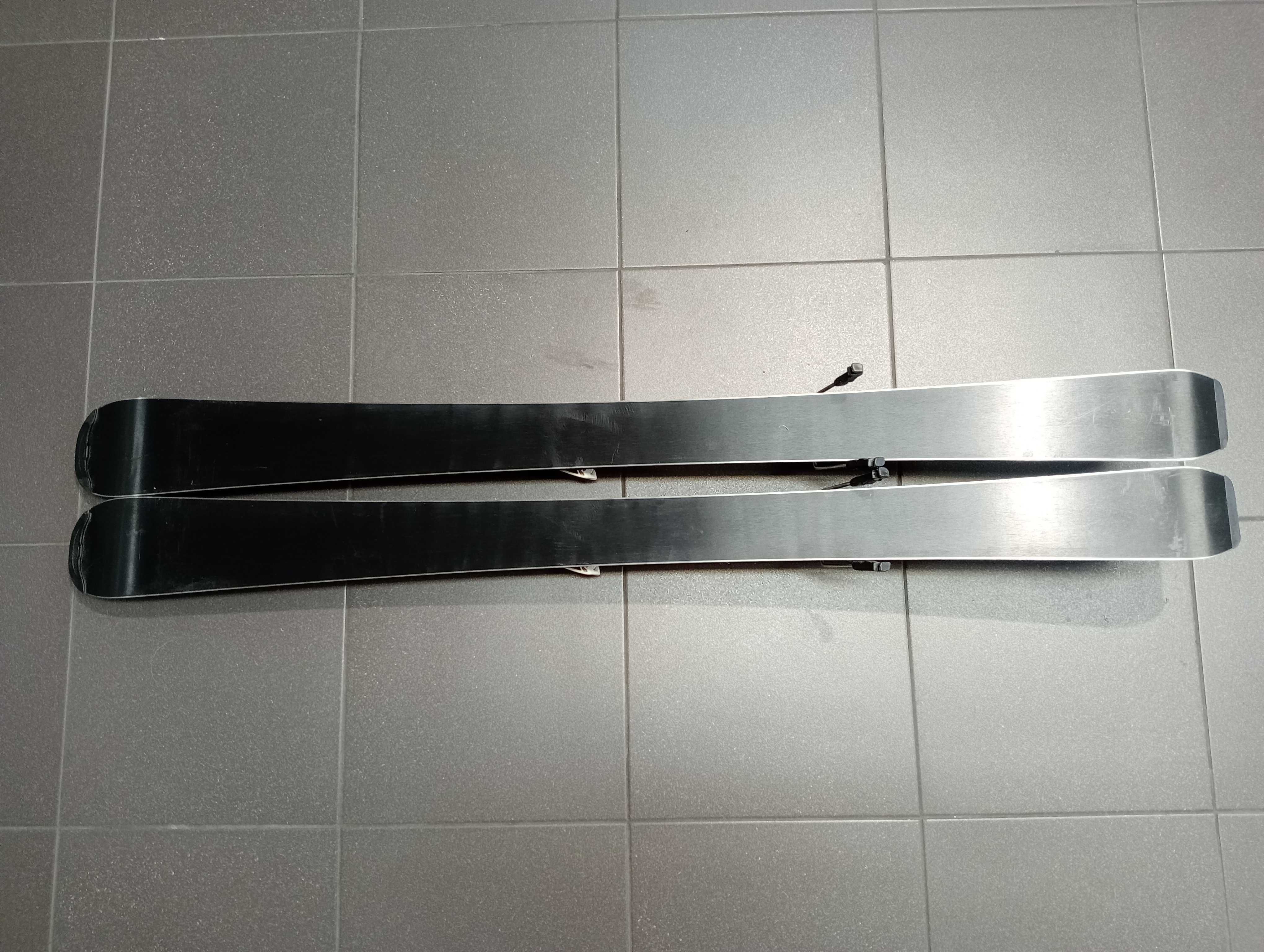 Narty ATOMIC Vantage Jr. 120cm