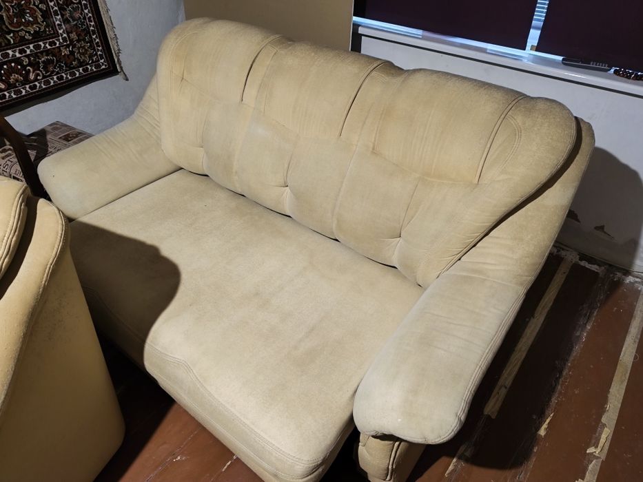 Продам бу диван и два кресла