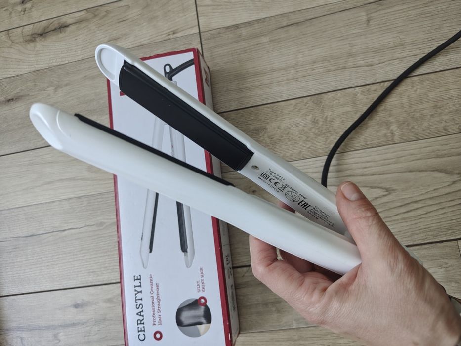 Випрямляч Moser CeraStyle Pro