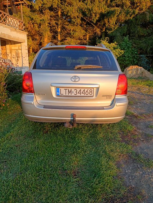 Sprzedam Toyota Avensis d 4d