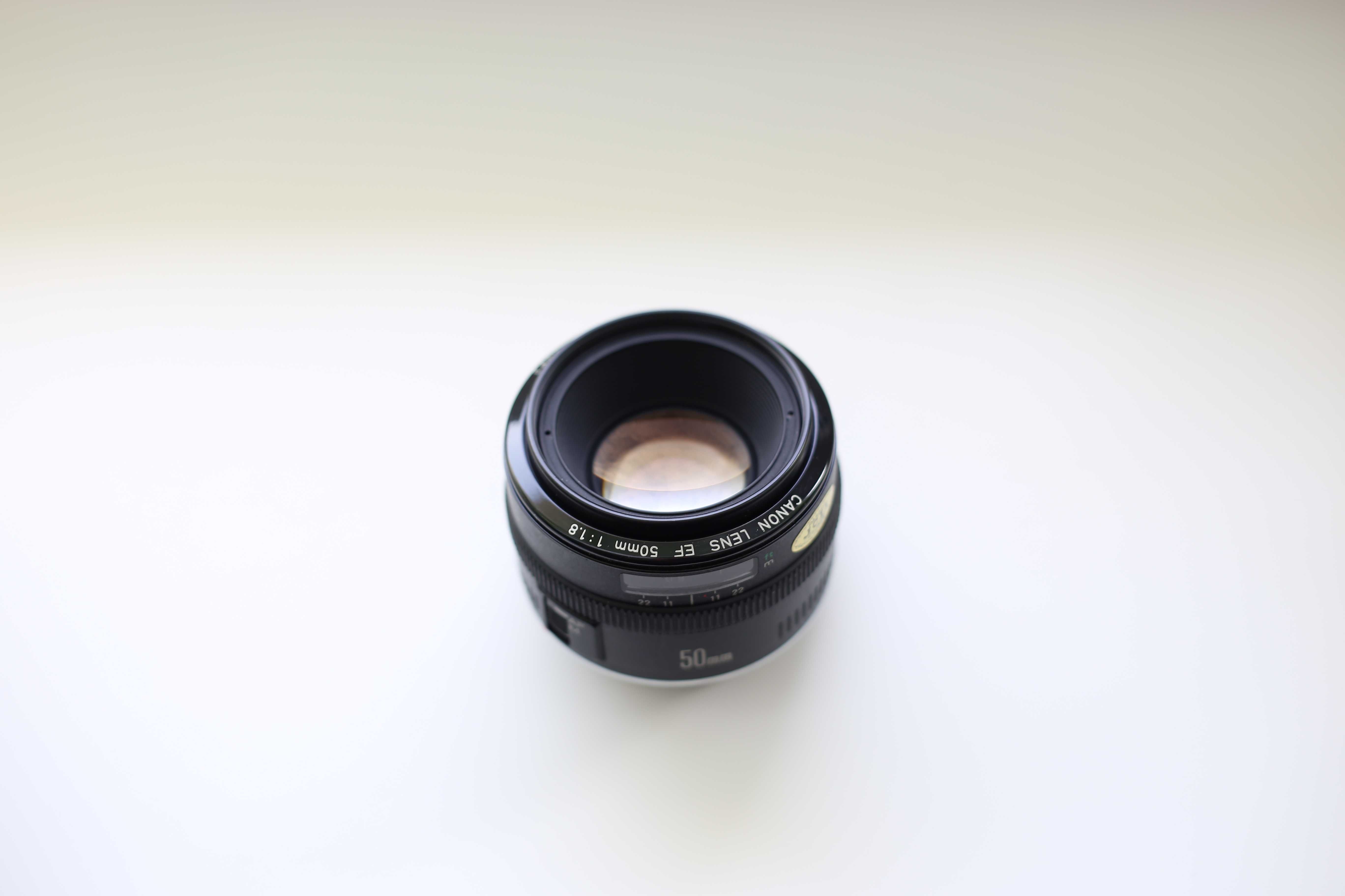 Canon EF 50mm f1,8 MK1 + GRATIS
