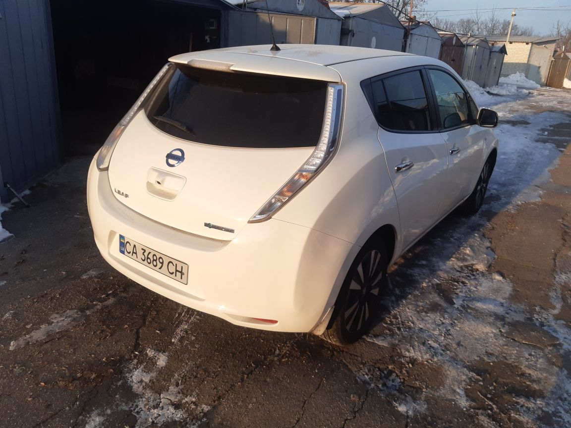 Nissan Leaf 2015 30kWh