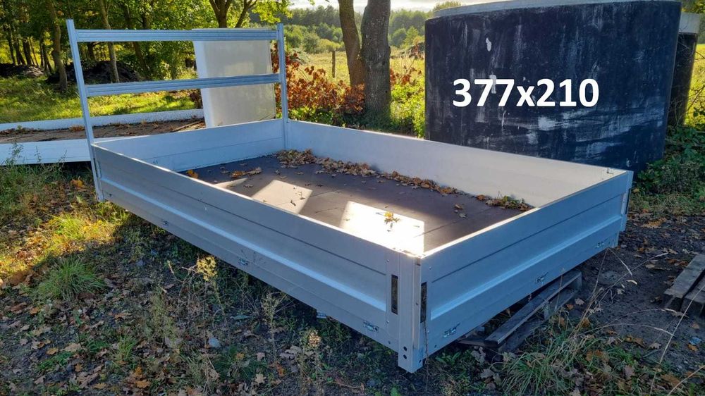 SKRZYNIA ŁADUNKOWA budowlana 377x 210 zabudowa paka