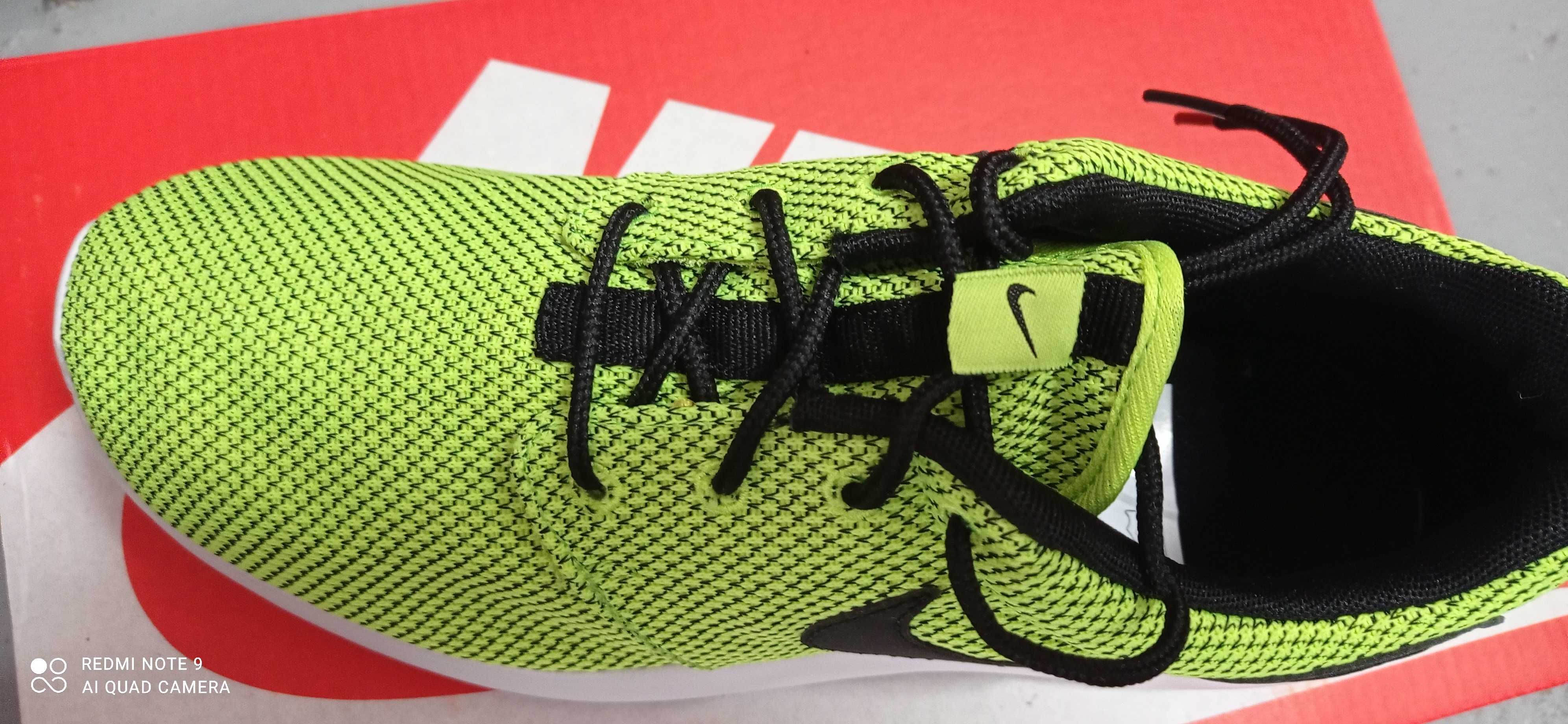 Nike RosheRun roz. 39