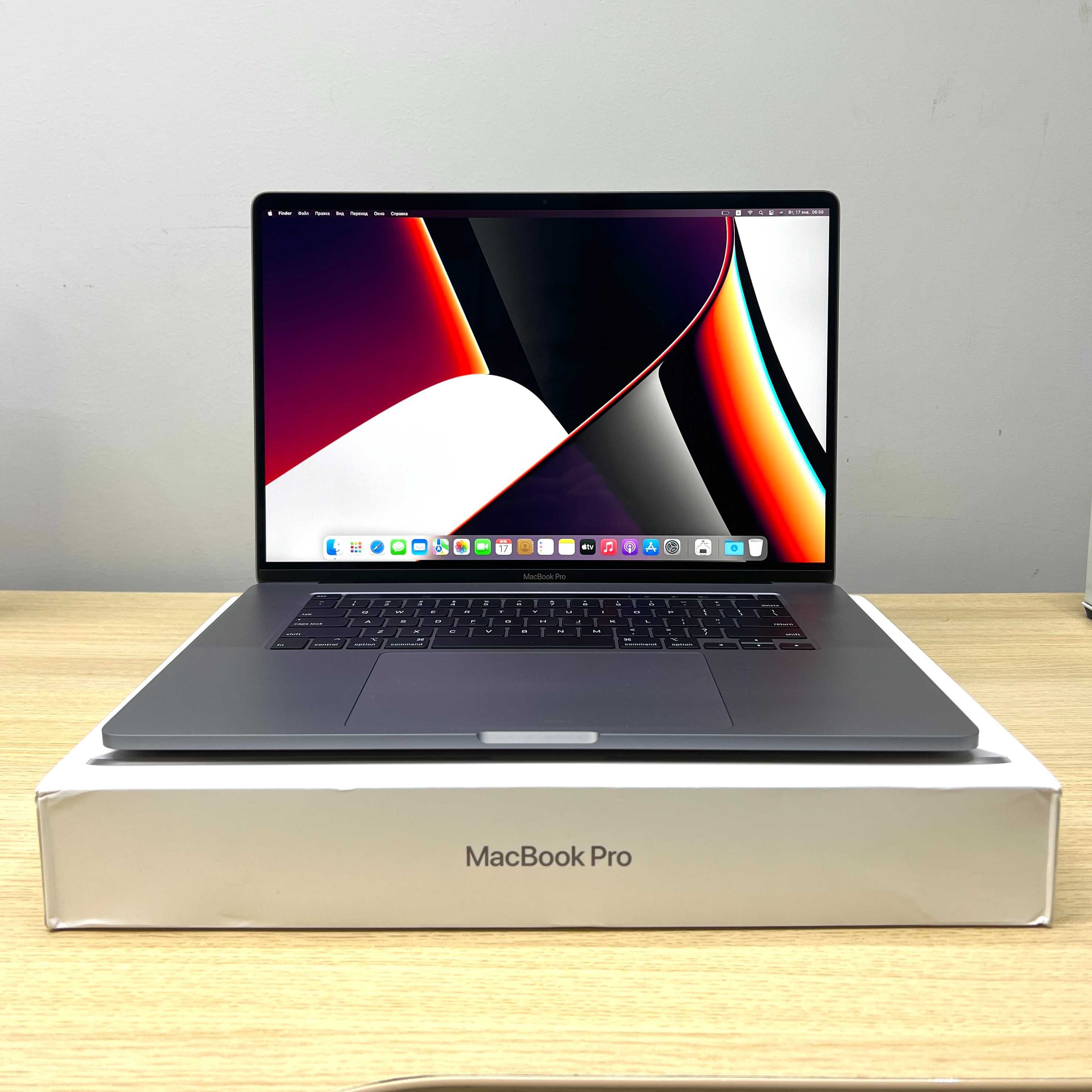 MacBook Pro 16 Space Gray 2019 i7/64GB/1TB/RP5300M - РОЗСТРОЧКА