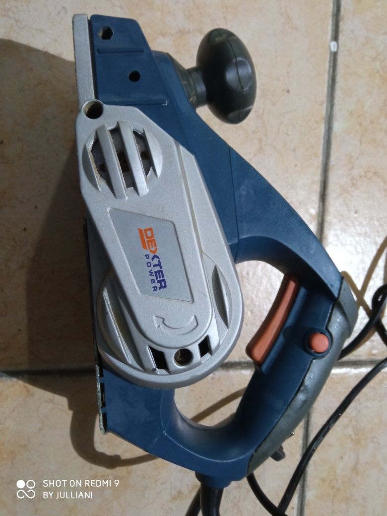 Plaina elétrica Dexter