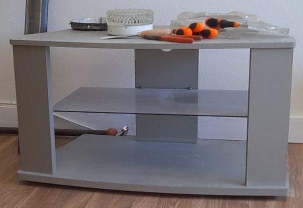 Estante de televisão