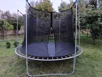 Trampolin dla dziecka