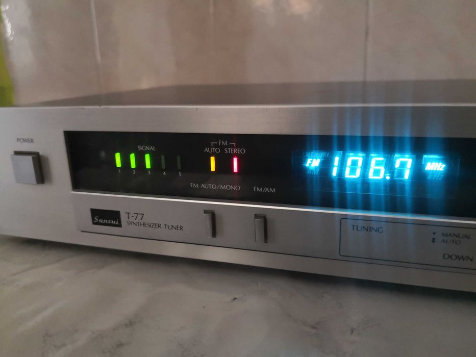 Sansui T-77 Sintonizador