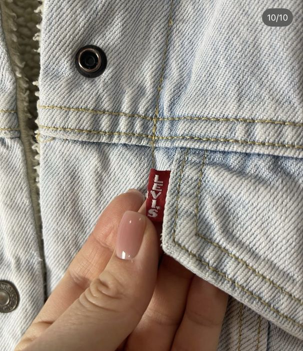 Жіноча джинсова шерпа Levis