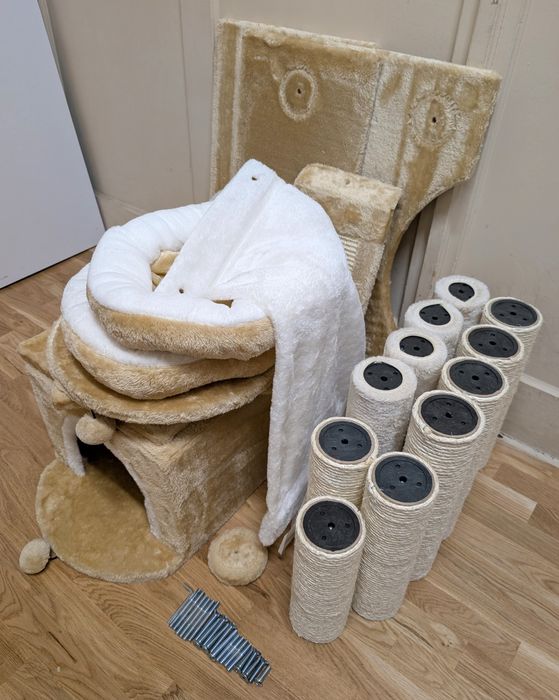 Domek z Piernika z Drabinką DUŻY Drapak dla Kota Beżowy 165x86x98cm ZW