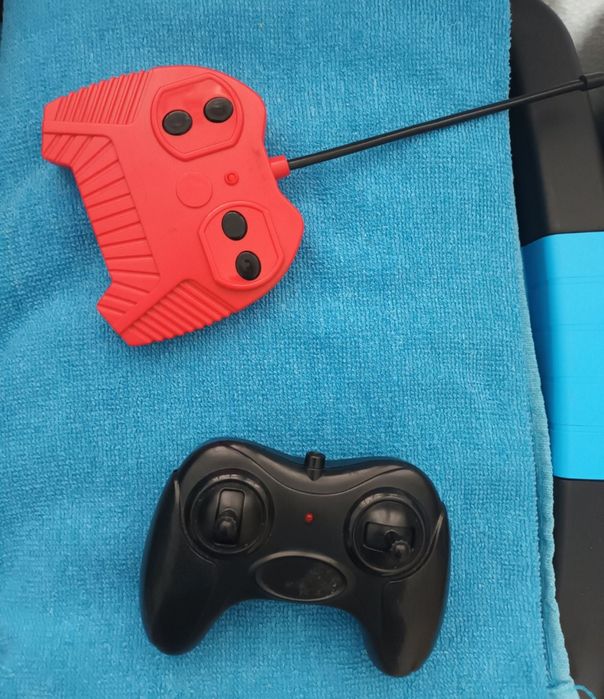 2 comandos carros telecomandados