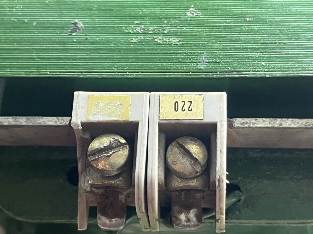 Трансформатор 380/220в
