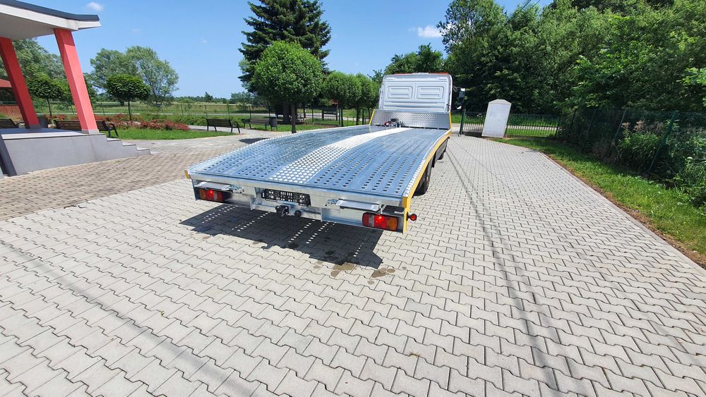 Mercedes Atego 818 DMC 7,5- 10t zabudowa najazd laweta MOTO-LUK