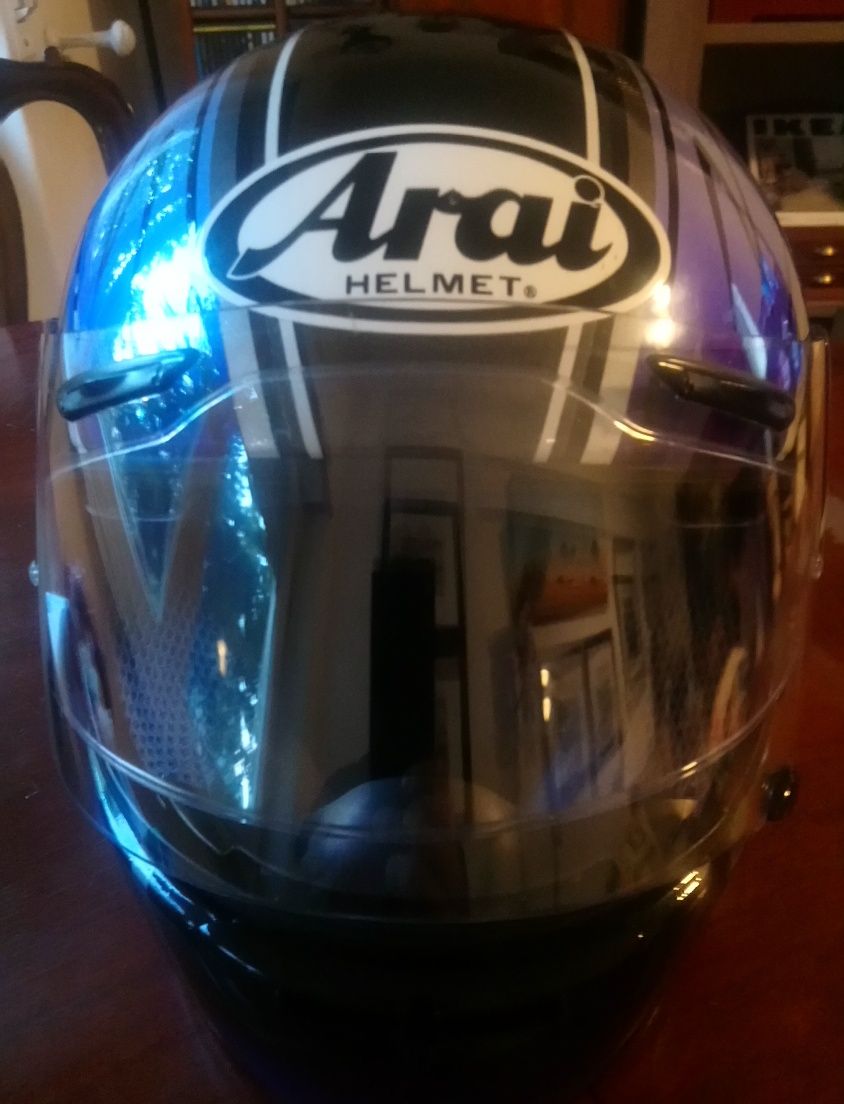 Capacete ARAI NR5 - Usado como Novo - Tamanho M