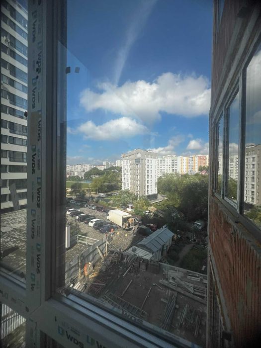 Продаж 2 кім квартири , вулиця Очеретяна