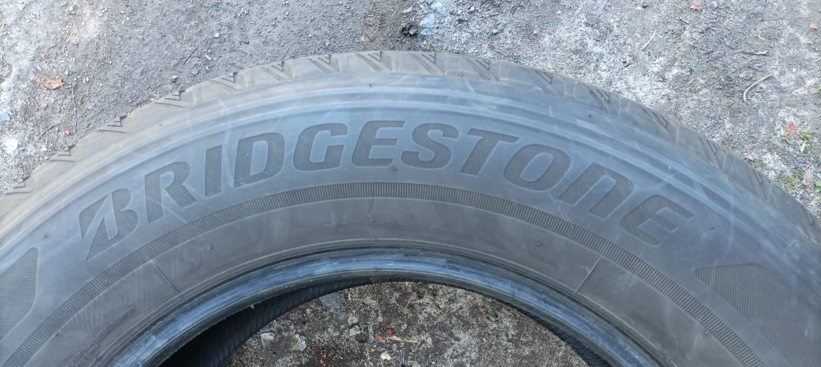 Продам шины 285/60R18