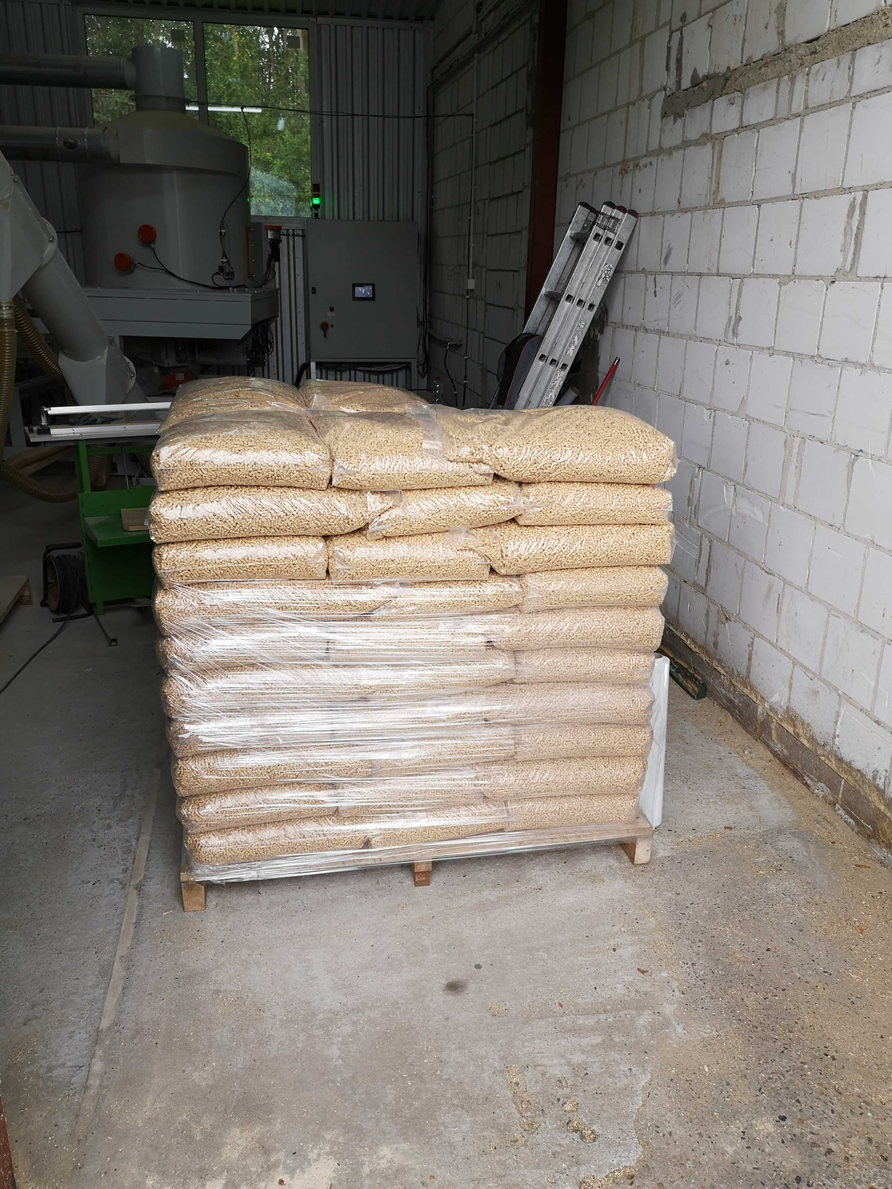 Pellet Sosnowy 6mm worki 15kg transport Producent pelet paleta 1050kg