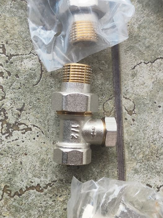 Zawór grzejnika prosty 1/2 cala 6 sztuk