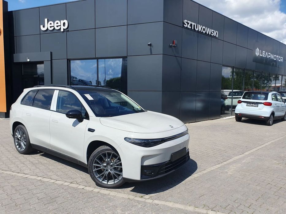 Leapmotor C10 DOSTĘPNY OD RĘKI! DOSTĘPNY OD RĘKI!!! leapmotor C10 Designe