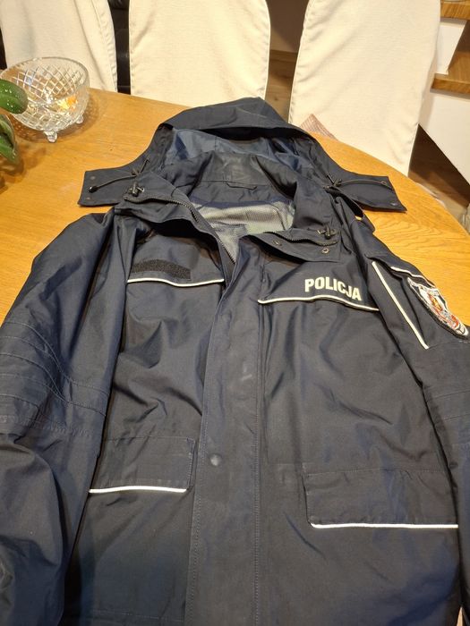 Kurtka policyjna z kapturem rozmiar 122/179