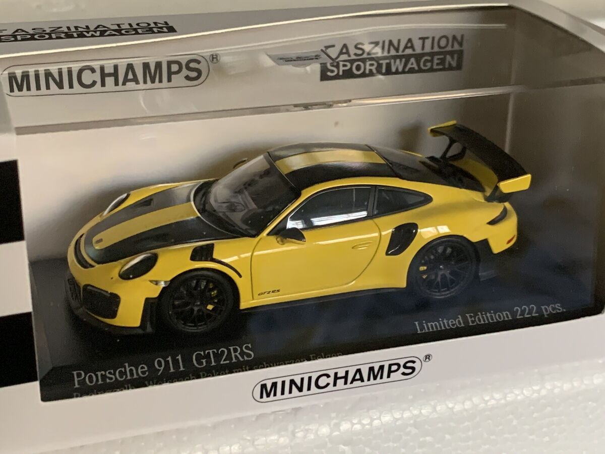 Minichamps 1:43 Porsche 911 GT2 RS ano 2018